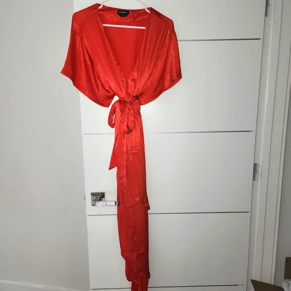 New without tag BEBE High Low Kimono Sleeve Drape Dress - Small - Picture 2 of 11